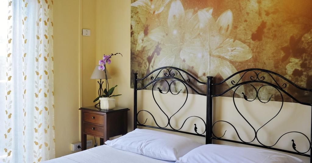 Sicilia Home B&B Катания Стая снимка